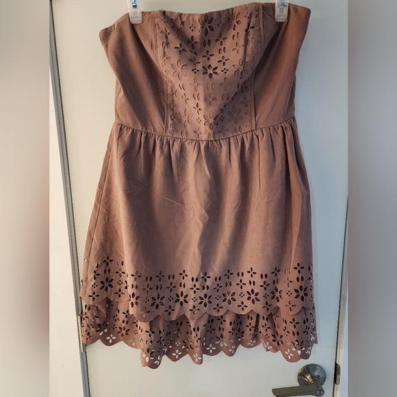 Light Brown Ya Los Angeles Dress size L - Picture 1 of 3